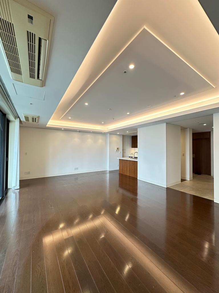 ARK Hills Sengokuyama Residence — photo 6